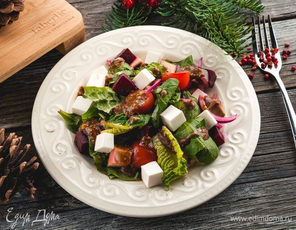 Салат из свеклы, авокадо и феты