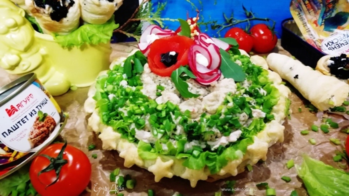 Пирог «морской» с печенью трески и паштетом из тунца