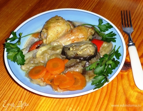 Запеченная курица с овощами Запеченная курица с овощами
