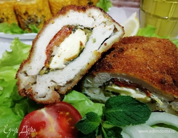 Свинина с помидорами и ароматной гремолатой Свинина с помидорами и ароматной гремолатой