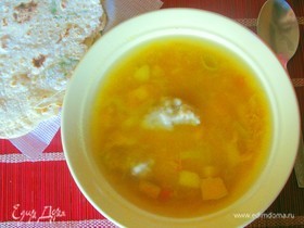 Острый тыквенный суп с клецками