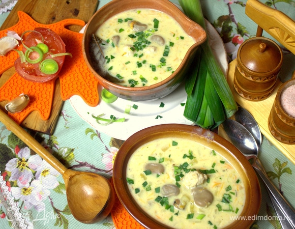 Cырный суп с фрикадельками Cырный суп с фрикадельками