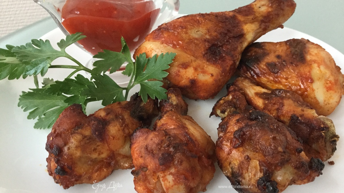 Острые куриные крылышки и голени