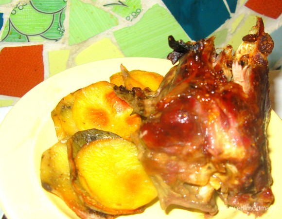 Индейка с картофелем и тыквой по-древнеамерикански