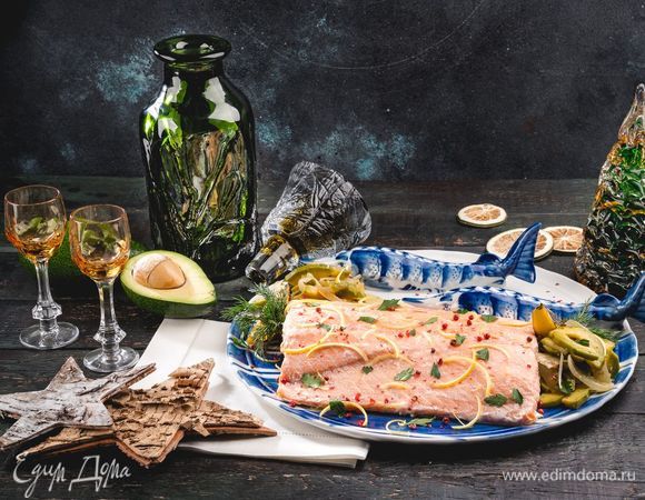 Форель с авокадо по-царски Форель с авокадо по-царски