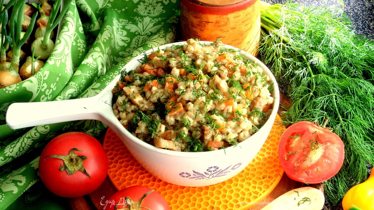 Перловка с мясом в мультиварке