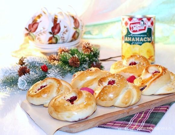 Ванильные булочки с ананасом Ванильные булочки с ананасом