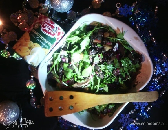Салат из печени с руколой Салат из печени с руколой