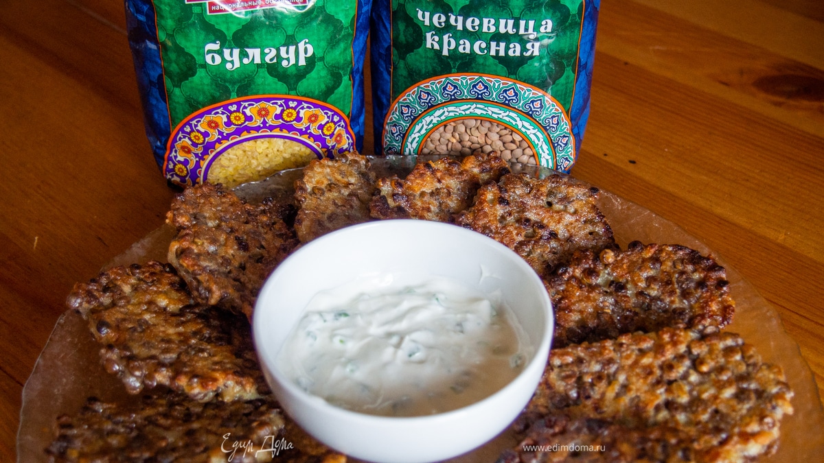 Оладьи из чечевицы с булгуром