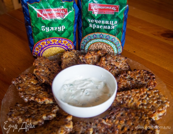 Оладьи из чечевицы с булгуром