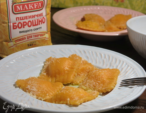 Равиоли с бататом и начинкой из рикотты Равиоли с бататом и начинкой из рикотты