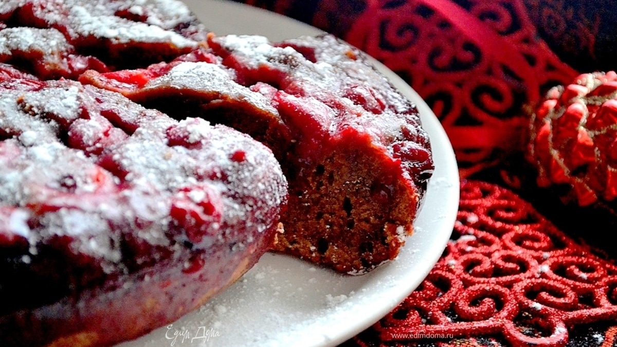 Пирог новогодний «Вишня в шоколаде»