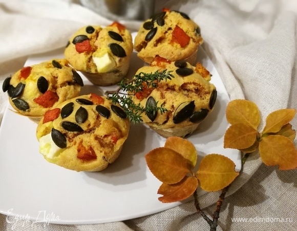 Маффины с тыквой, фетой и тимьяном 