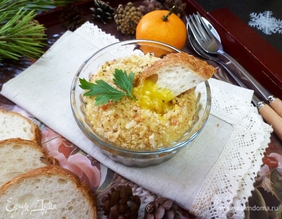 Яйца кокот с грибным муссом