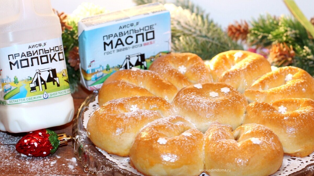 Пирог с творогом и джемом