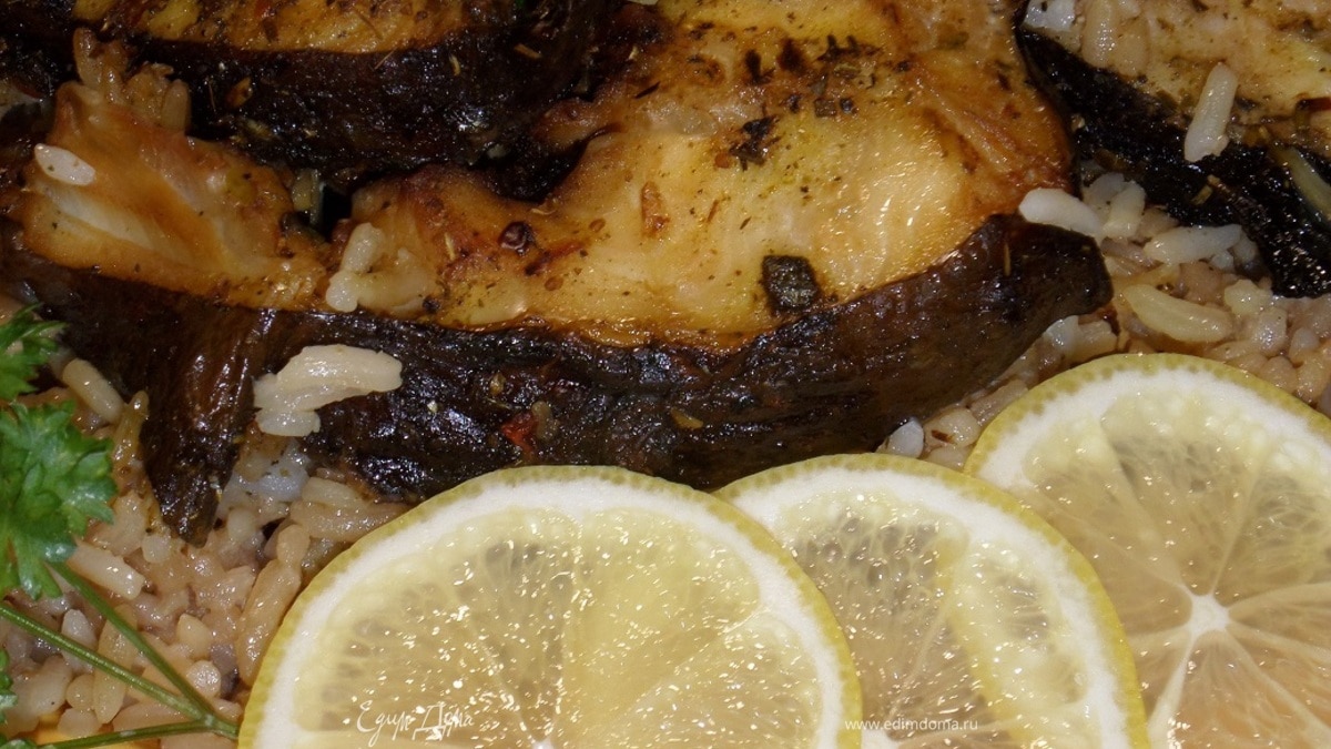 Рыба, запеченная с рисом