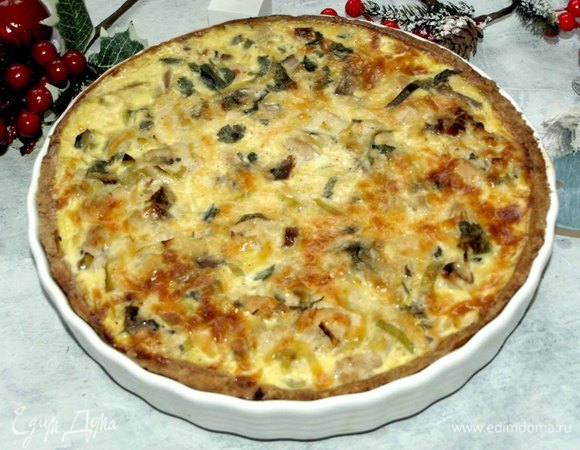 Киш с курицей, луком-пореем и грибами Киш с курицей, луком-пореем и грибами