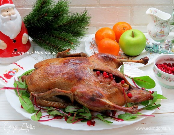 Утка с яблоками и брусникой Утка с яблоками и брусникой