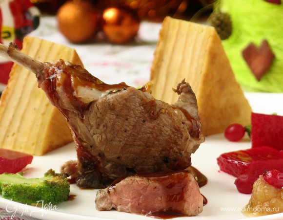 Каре ягненка с сельдереевым баумкухеном Каре ягненка с сельдереевым баумкухеном