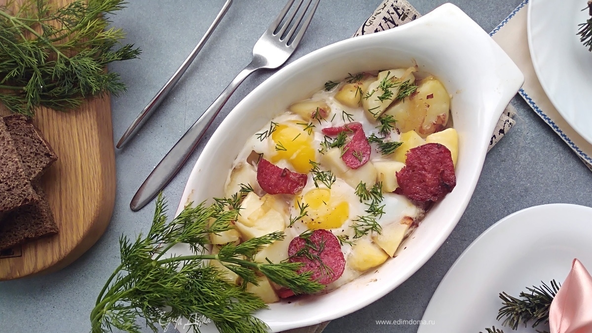 Хаш с картофелем и чоризо