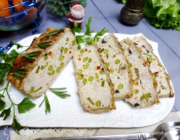 Вкусный куриный террин с овощами Вкусный куриный террин с овощами