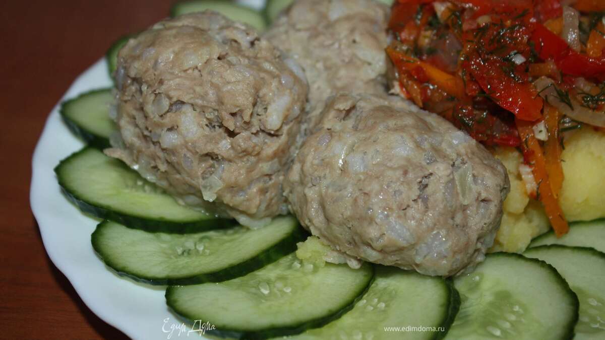 Мясные тефтели, приготовленные на пару