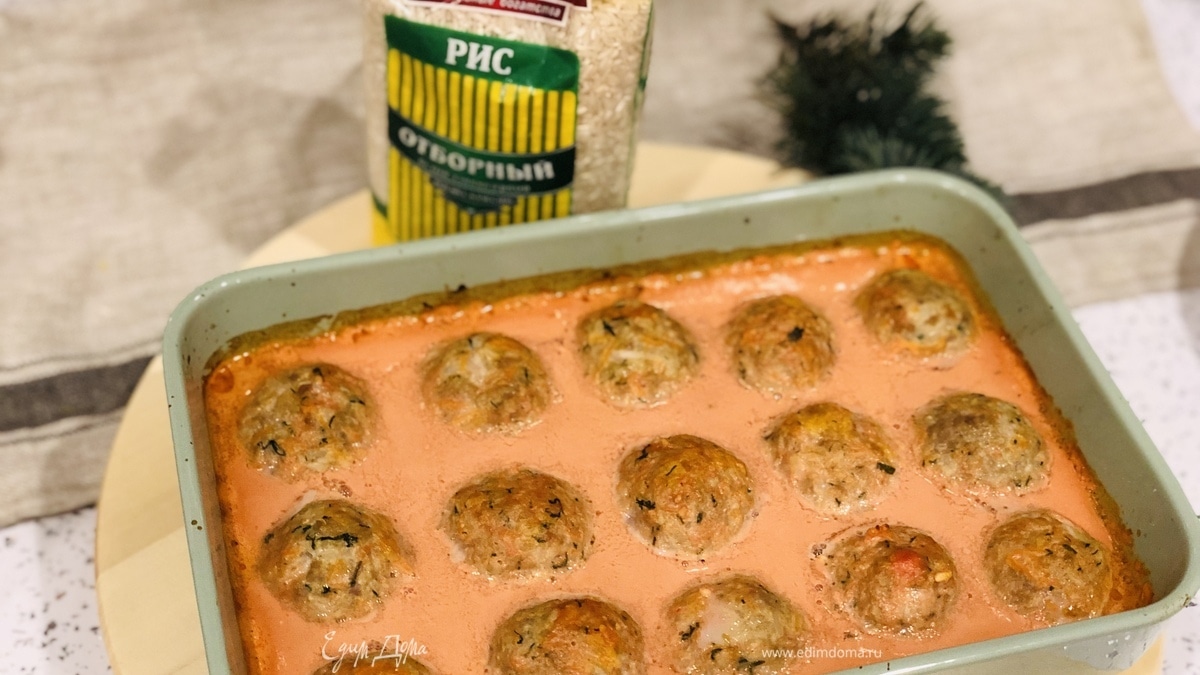 Сочные тефтели с рисом