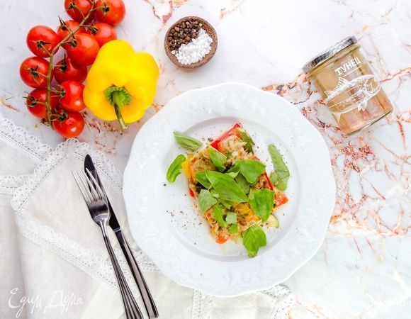 Рататуй с тунцом и болгарским перцем Рататуй с тунцом и болгарским перцем