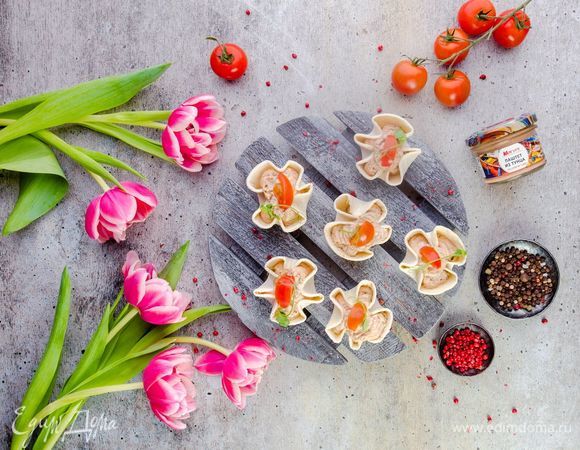 Закуска с муссом из тунца Закуска с муссом из тунца