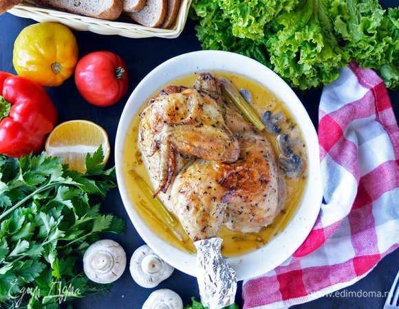 Курица «Том Ям» с лемонграссом в кокосовом молоке Курица «Том Ям» с лемонграссом в кокосовом молоке