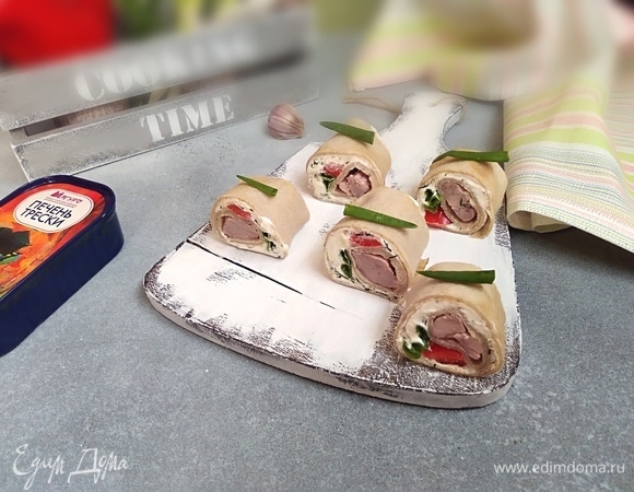 Блинные роллы с печенью трески