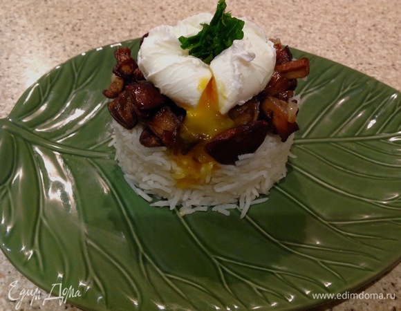 Деревенский обед с лесными грибами Деревенский обед с лесными грибами