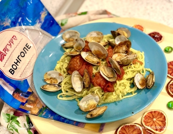 Паста с моллюсками и ароматным базиликом Паста с моллюсками и ароматным базиликом