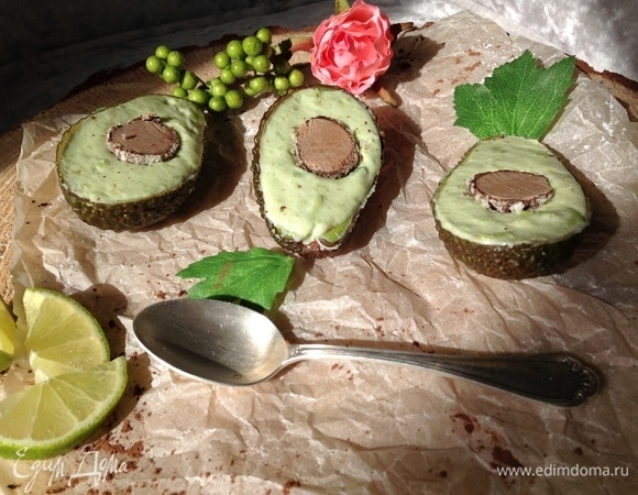 Десерт из авокадо «Лилу» Десерт из авокадо «Лилу»