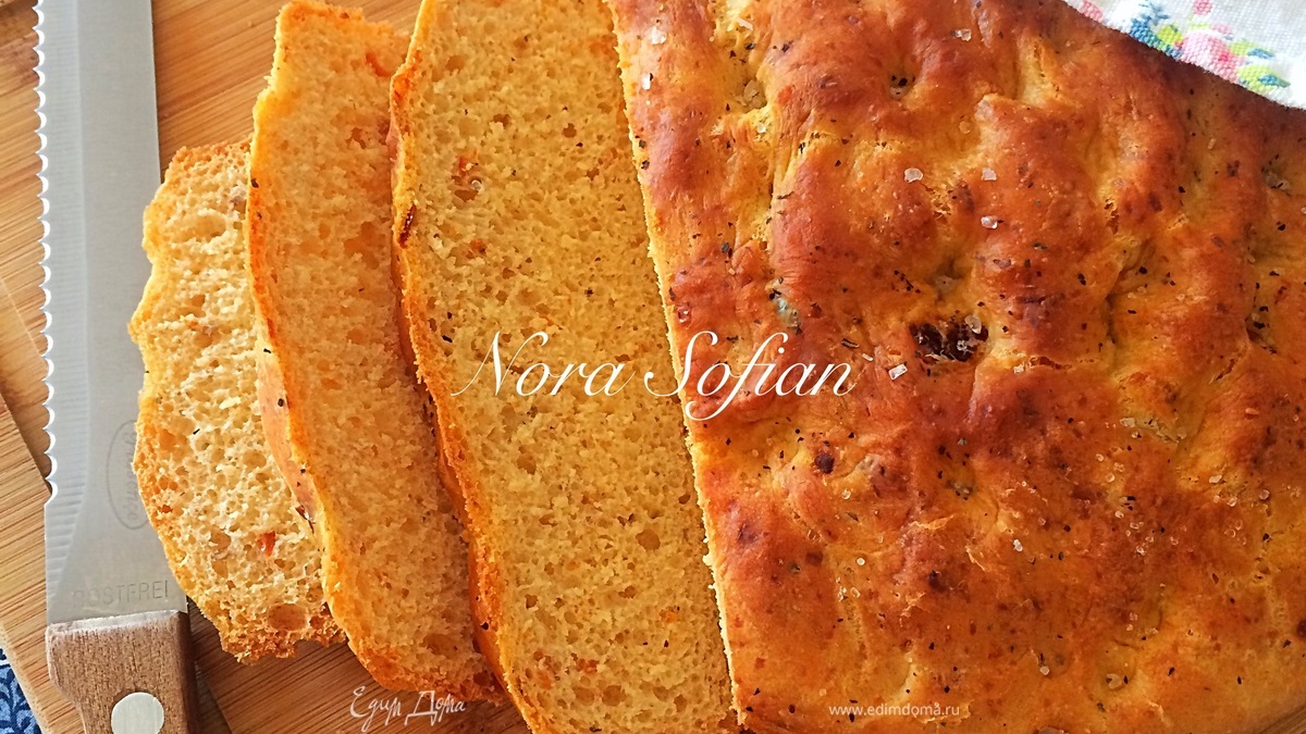 Быстрая фокачча с томатами и сыром