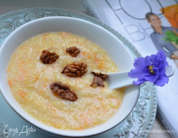 Кукурузная каша с тыквой и грецкими орехами