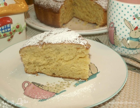 Лимонно-медовый пирог с имбирными цукатами Лимонно-медовый пирог с имбирными цукатами