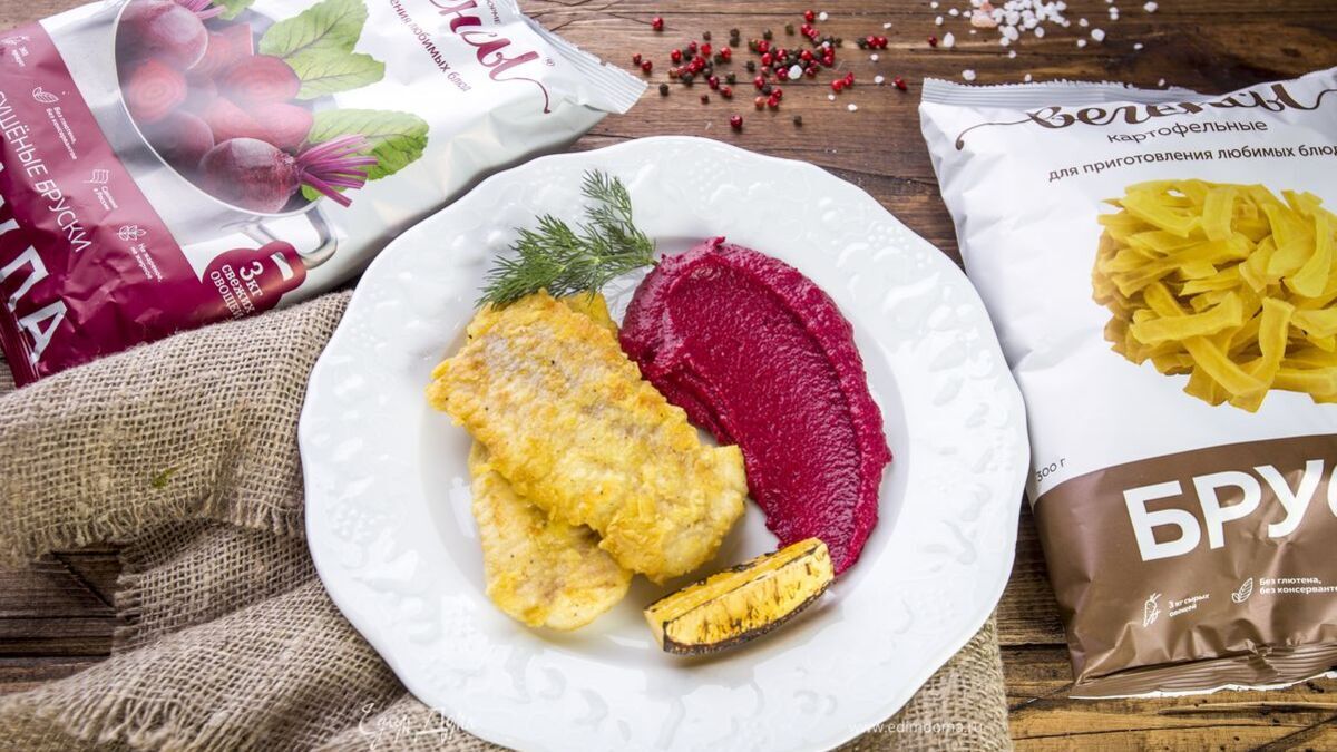 Филе трески с цветным картофельным пюре