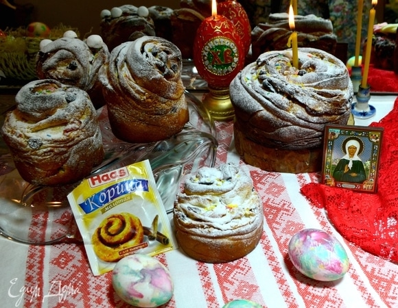 Кулич-краффин с маком, изюмом и орехами Кулич-краффин с маком, изюмом и орехами