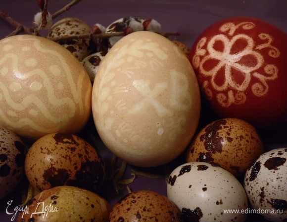 Пасхальные яйца. Рисуем узоры лимонным соком Пасхальные яйца. Рисуем узоры лимонным соком