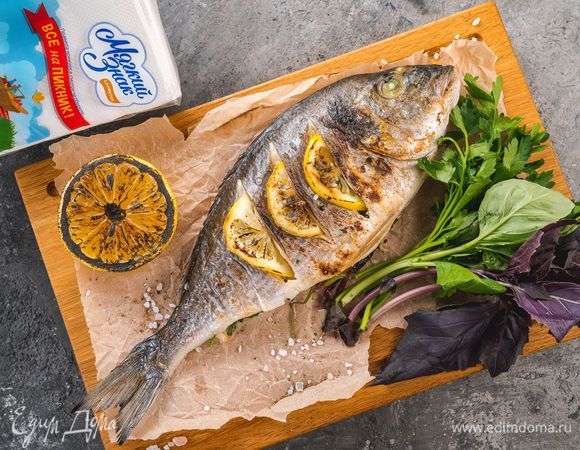 Дорада, жаренная на гриле Дорада, жаренная на гриле