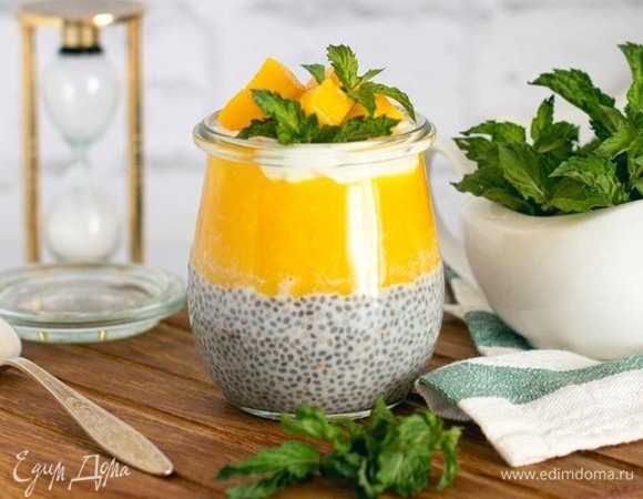 Чиа-пудинг с манго