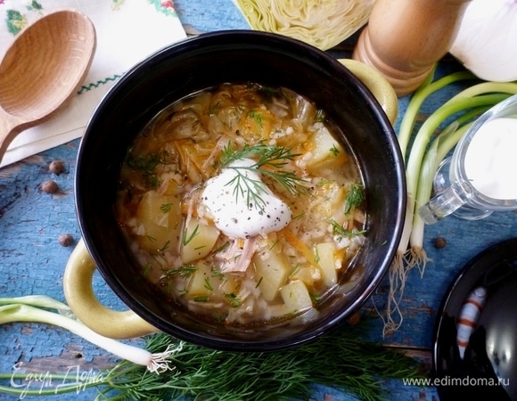 Рисовый суп с молодой капустой
