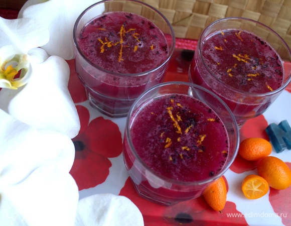 Черничный коктейль на овсяном молоке