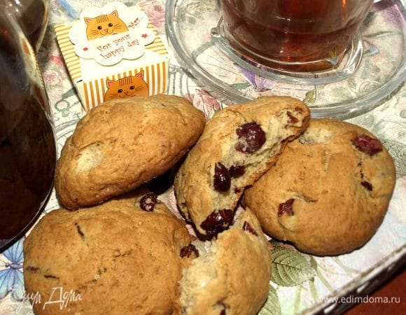 Печенье с клюквой и виски