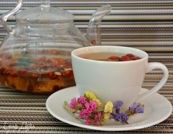 Настой из овса с боярышником и шиповником Настой из овса с боярышником и шиповником