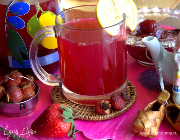 Компот смородиновый на шиповнике Компот смородиновый на шиповнике