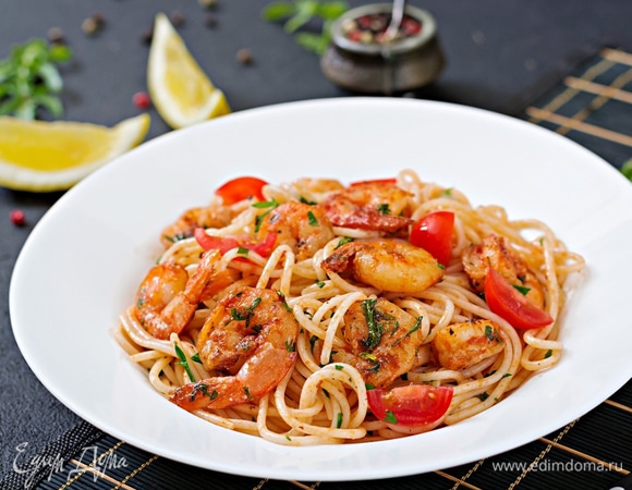 Спагетти с креветками в томатном соусе Спагетти с креветками в томатном соусе