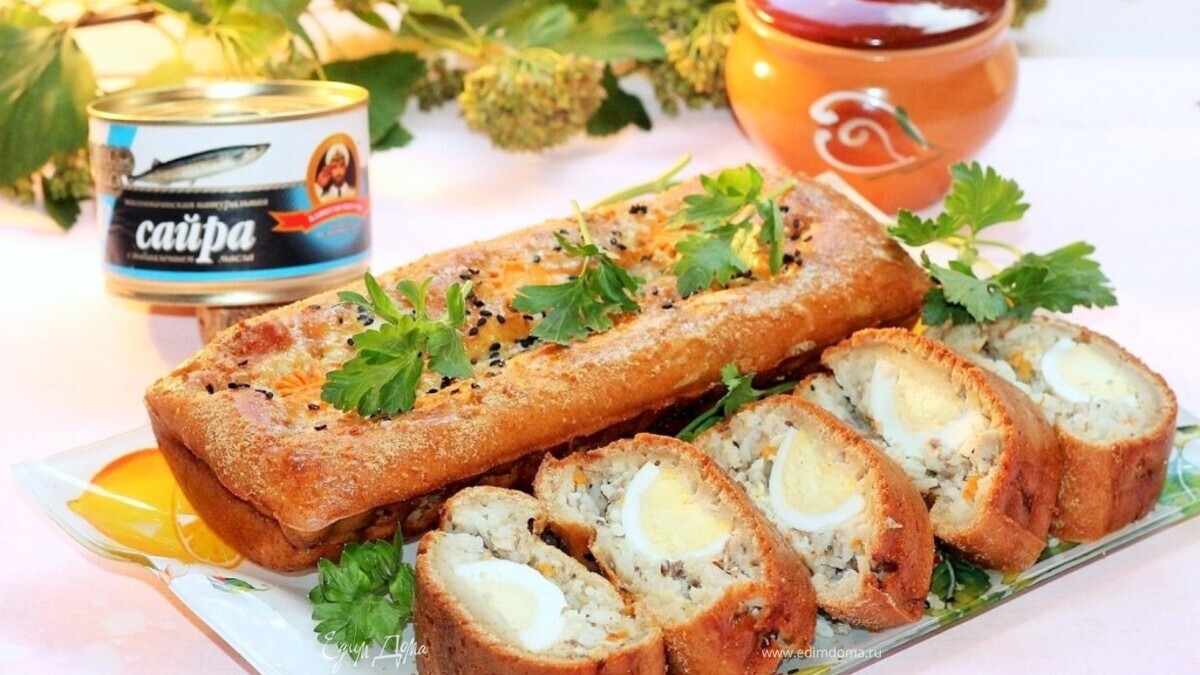 Пирог с рисом и сайрой