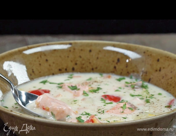 Сливочный суп с красной рыбой